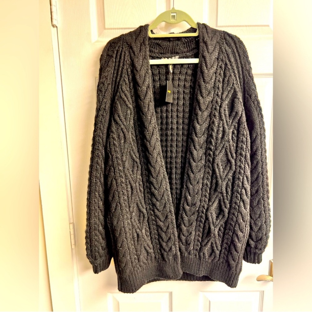 NWT MAJE  Black Cable Knit Cardigan - Picture 3 of 5